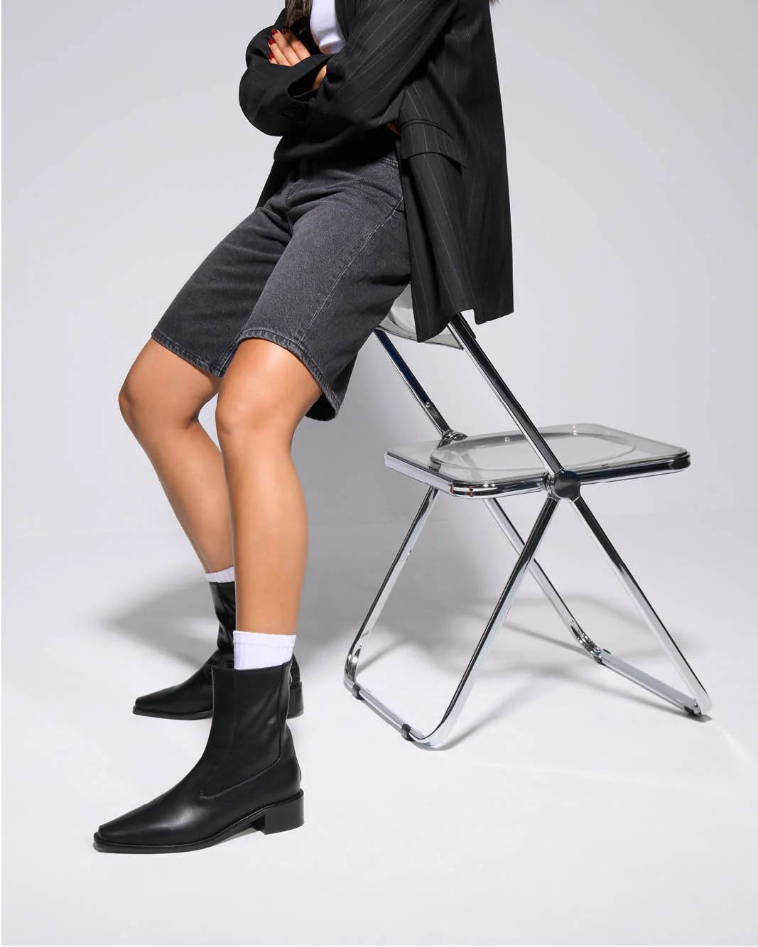 Barn Ankle Boot Black - Image 2