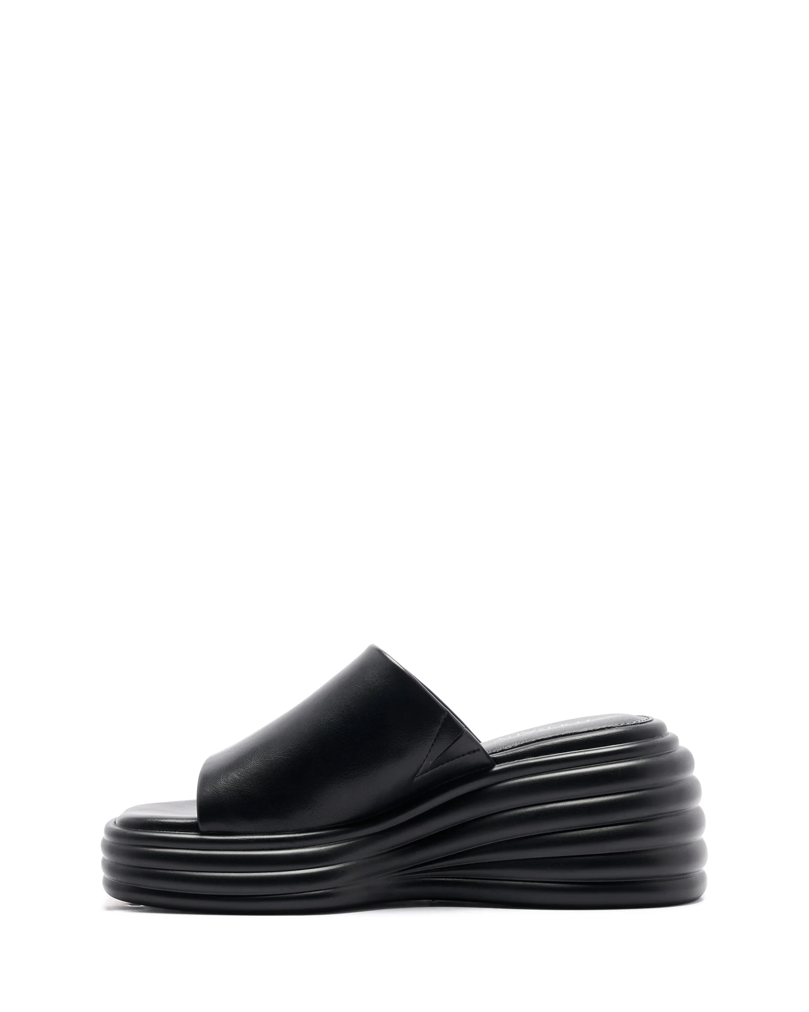 Flaunt Wedge Sandal Black - Image 4